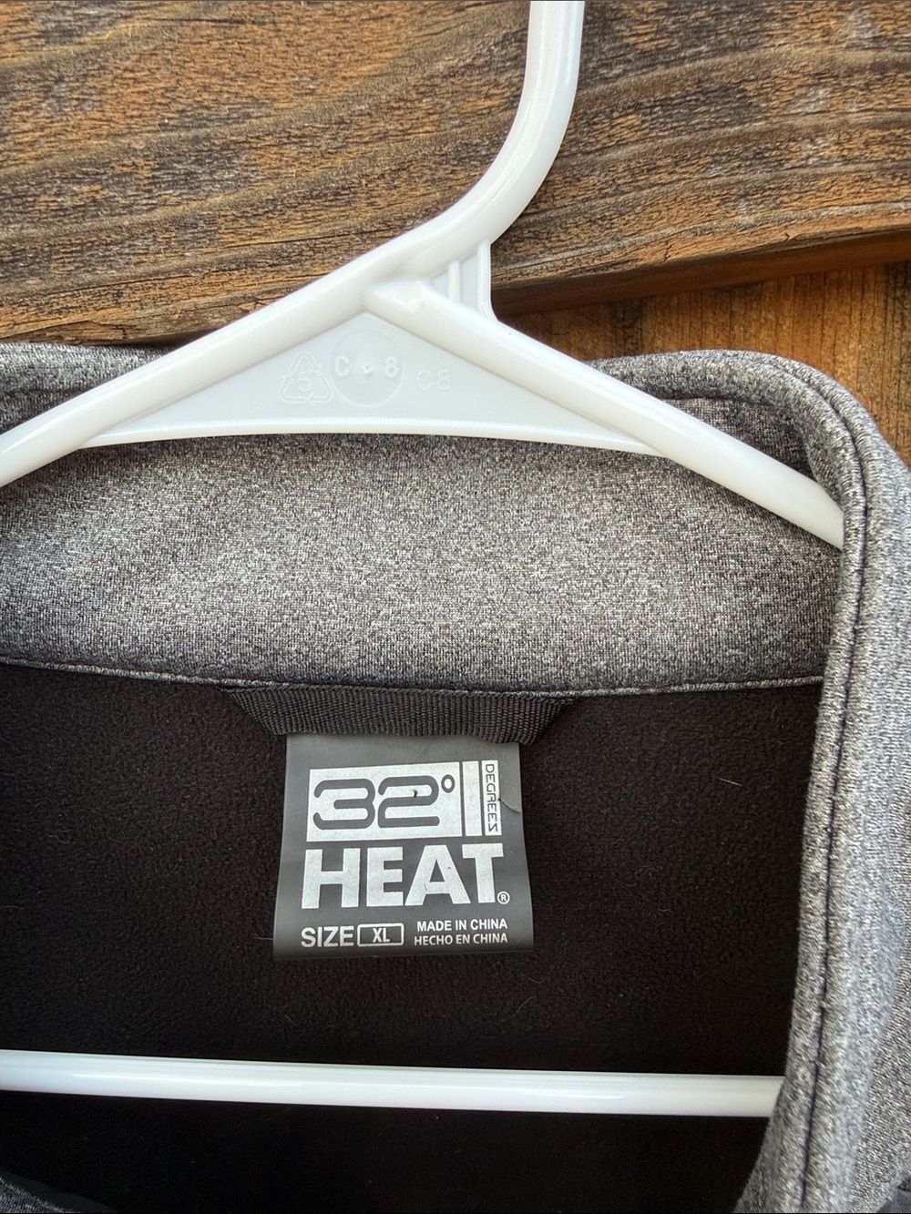 Men’s Jacket - Picture 3 of 4